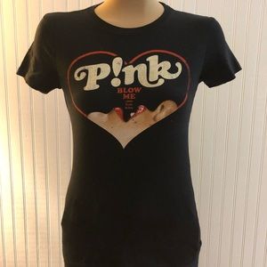 Black T-shirt Pink Concert 2013. Worn once size M